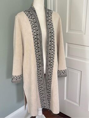2 / 5
Solitaire Embroidered Cardigan Sweater Duster Cream Black Long
